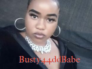Busty44ddBabe