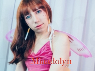 Miaadolyn