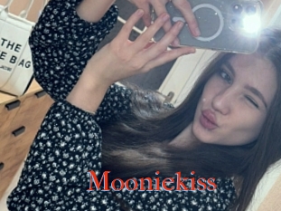 Mooniekiss