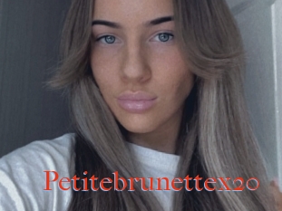 Petitebrunettex20