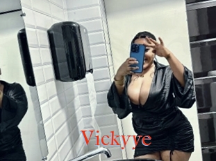 Vickyye